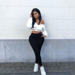 Selma Omari 的头像