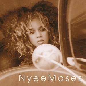 “Nyee Moses”的封面