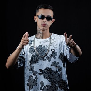 Akzim 的头像