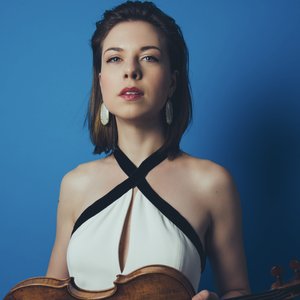 Tessa Lark 的头像