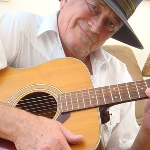 Sky Malone With Double Trouble, David Grissom & Riley Osbourne 的头像