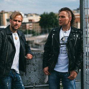 Avatar for Blonde Brothers