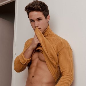 Michael Ronda 的头像