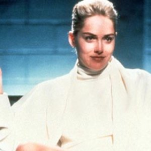 “Sharon Stone”的封面