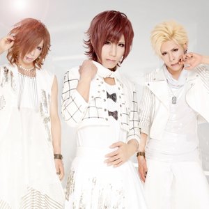 Ｓｉｌｖｅｒ Ｌｉｎｉｎｇｓ 的头像