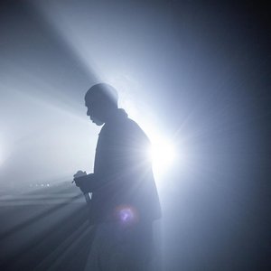 Dean Blunt 的头像