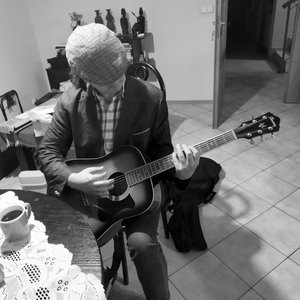 The Strange World of A.J. Kaufmann 的头像