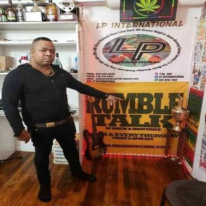 Professor Grizzly için avatar