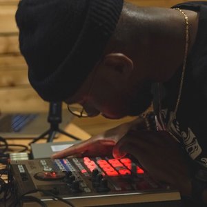 lastnamedavid 的头像