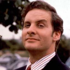 Chris Barrie 的头像