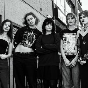 Rebel Grrrlz 的头像