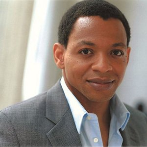 Derrick Baskin 的头像