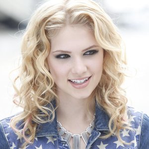 Claudia Lee のアバター