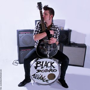 TonyLaMuerte OneManBand 的头像