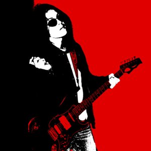 The Vampire Bites 的头像