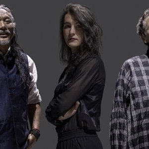 “Laurie Anderson, Tenzin Choegyal & Jesse Paris Smith”的封面