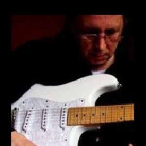 White-X-Blues-Band 的头像