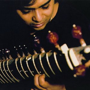 Bikram Ghosh & Niladri Kumar için avatar