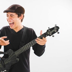 Carlos Linares 的头像