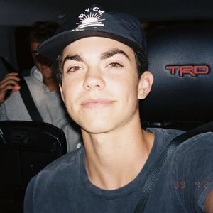 Austin Scott Brown 的头像