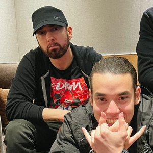 Ez Mil & Eminem 的头像