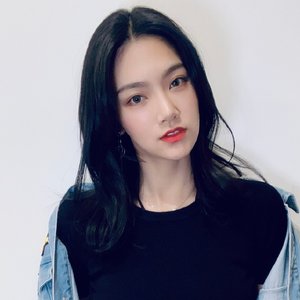 曾可妮 的头像