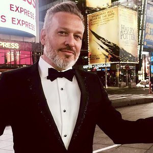 Los Productores: Elenco En Español 的头像