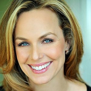 Melora Hardin 的头像