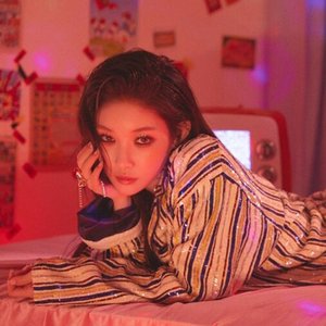 Kim Chung Ha için avatar