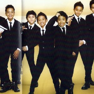 Super 7 的头像