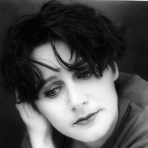 Elizabeth Fraser photo provided by Last.fm