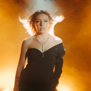 Frensi Revania 的头像