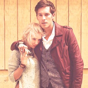 Avatar di Sam Palladio & Clare Bowen