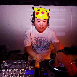 DJ Bug 的头像