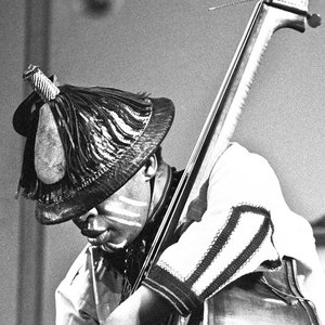 Malachi Favors Maghostut 的头像