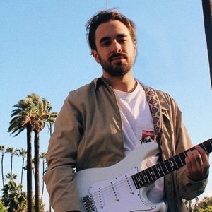 Trevor Dering 的头像