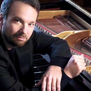 Adam Aleksander 的头像