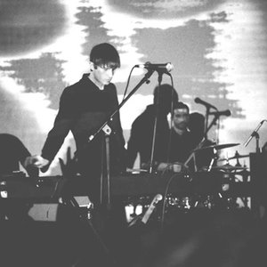 “Cold Cave / Prurient”的封面