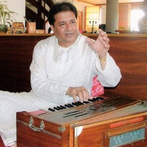 Anup Jalota için avatar