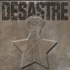 “Desastre”的封面