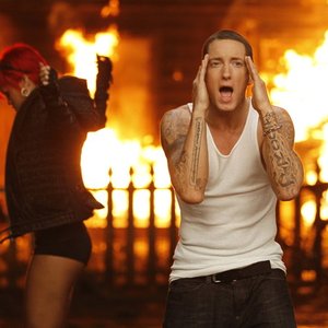 «Eminem feat Rihanna (DJ latency mix) 的头像