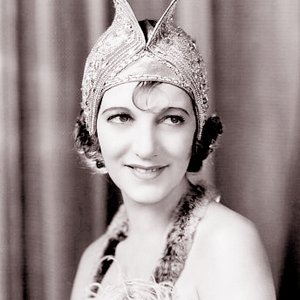 Image for 'Gertrude Lawrence'