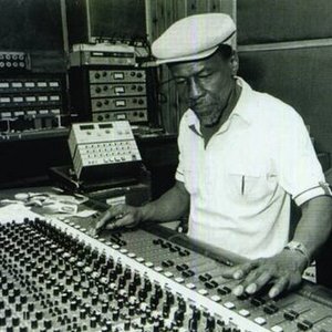 “Clement 'Coxsone' Dodd”的封面