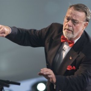 Imagem de 'Erich Kunzel: Cincinnati Pops Orchestra'