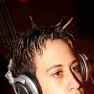 Dj Bizerk 的头像
