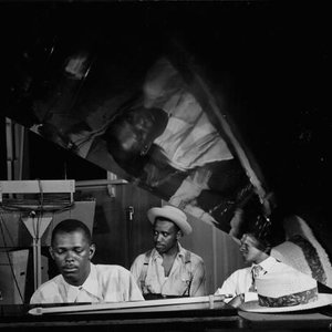 Изображение для 'Jazzpiano fathers'