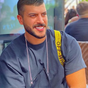 Essa Almarzoug 的头像