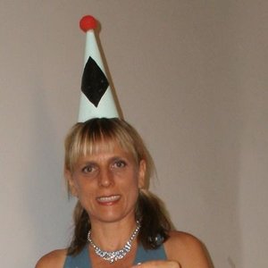 Shari Elf 的头像