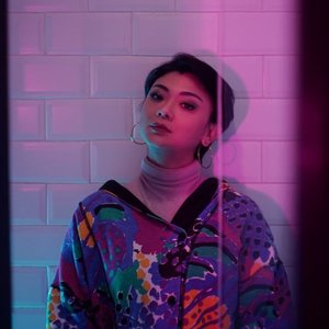 Laura Pradipta 的头像