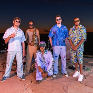 The Yussef Dayes Experience 的头像